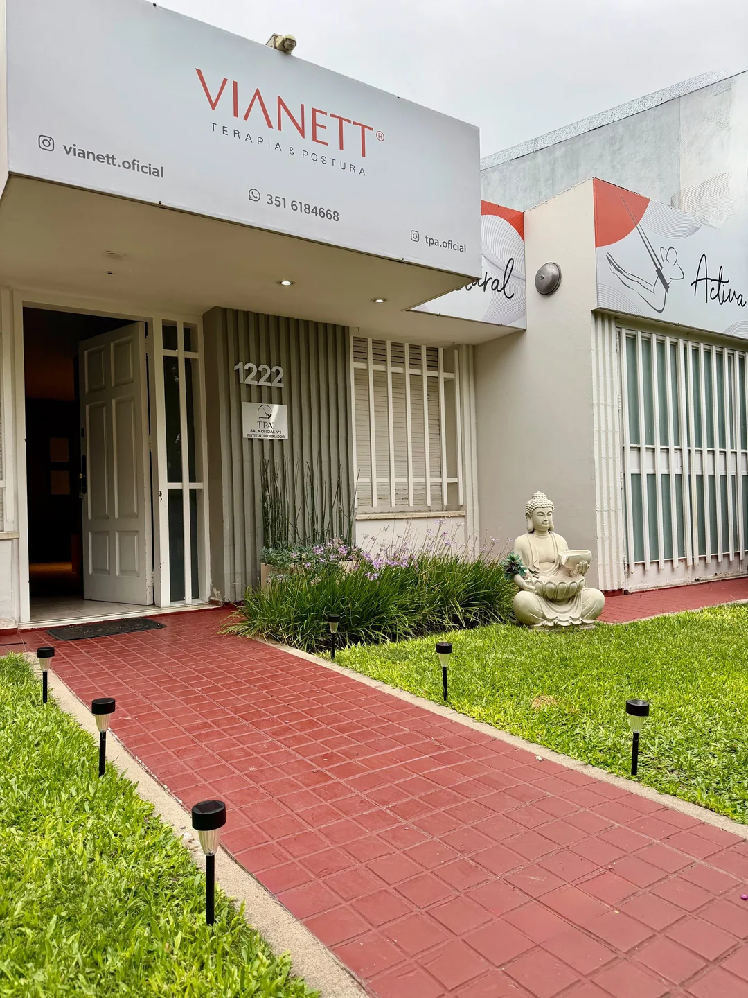 Fachada de VIANETT®, casa matriz de TPA® y Sala Oficial N.º 1